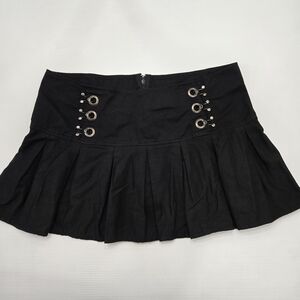 Super Low Fat~Y2K Hot Topic Pleated Mini Skirt Black With Metal Details Size XL